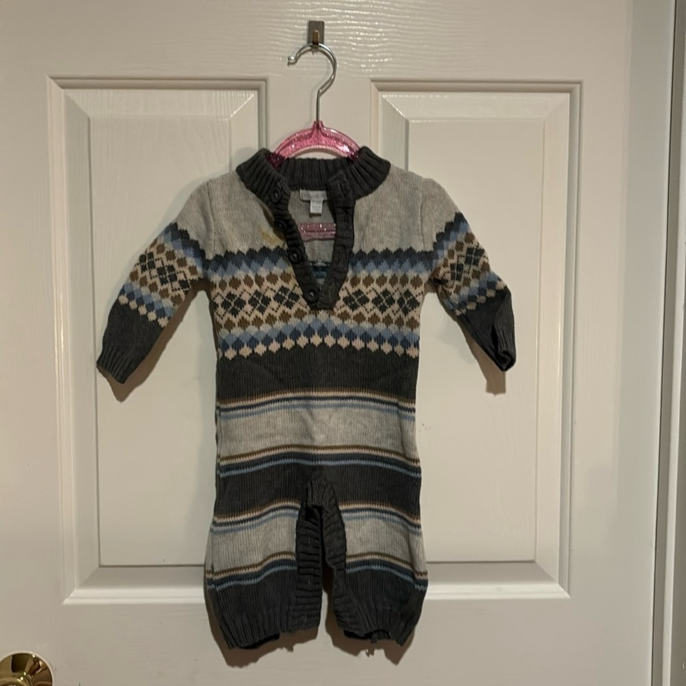 Dylan & Abby One Piece Boys Sweater 3-6 Months w Matching Beanie
